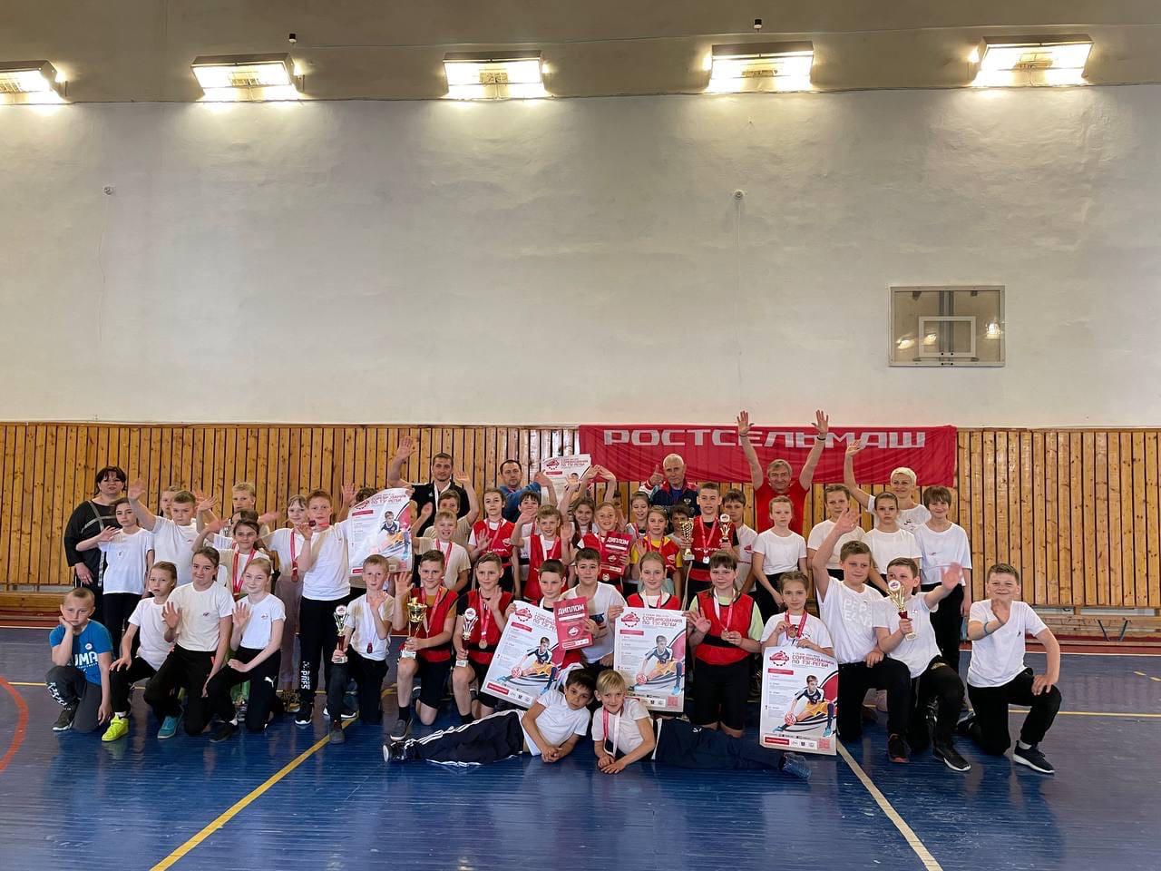 В Усть-Донецком районе прошли соревнования по тэг-регби среди образовательных организаций